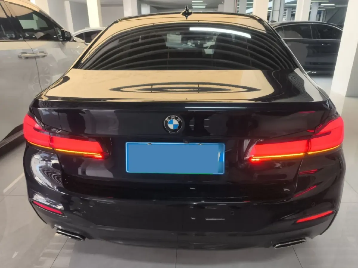 2018 BMW 5 Series 2.0T 252HP L4 8AT,autocango,china used car exporter,china ev exporter,chinese used car exporter,chinese used ev exporter