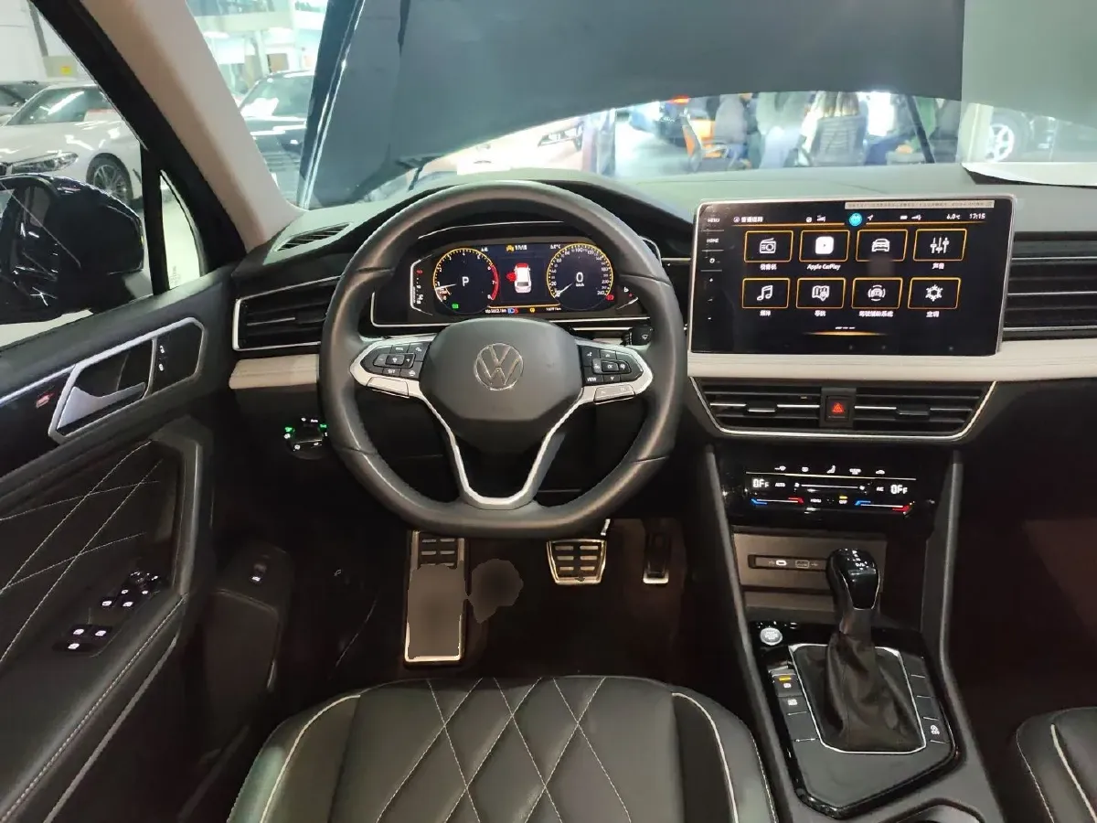 2024 Volkswagen Tiguan L 1.5T 160HP L4 7DCT,autocango,china used car exporter,china ev exporter,chinese used car exporter,chinese used ev exporter