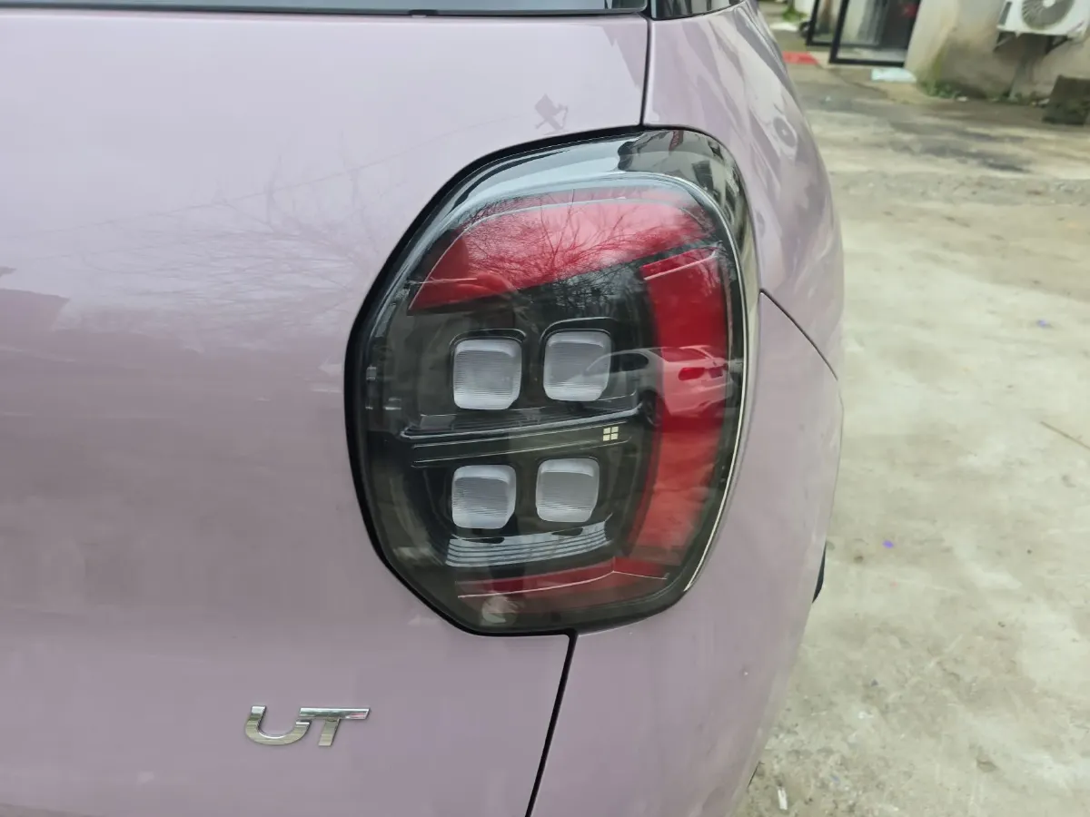 2025 Aion AION UT BEV,autocango,china used car exporter,china ev exporter,chinese used car exporter,chinese used ev exporter