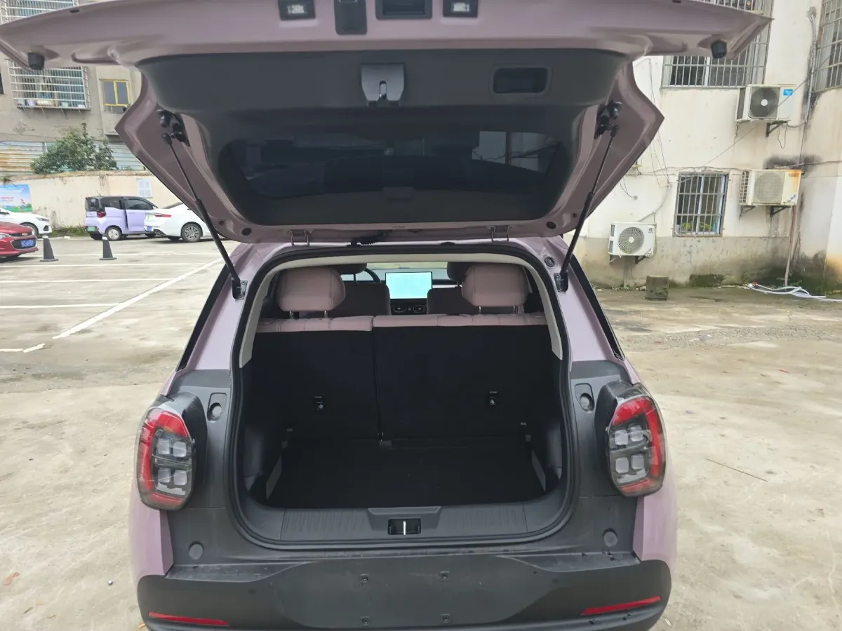 2025 Aion AION UT BEV,autocango,china used car exporter,china ev exporter,chinese used car exporter,chinese used ev exporter