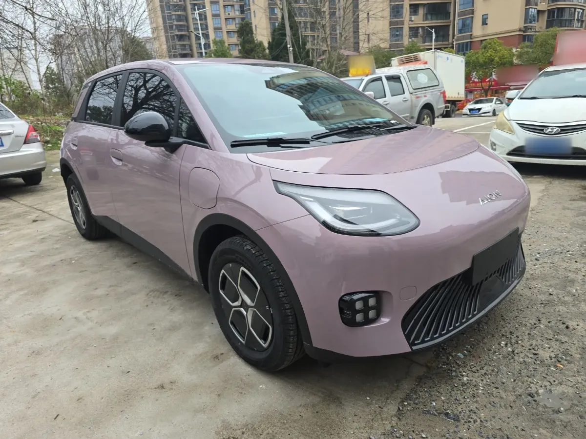 2025 Aion AION UT BEV,autocango,china used car exporter,china ev exporter,chinese used car exporter,chinese used ev exporter