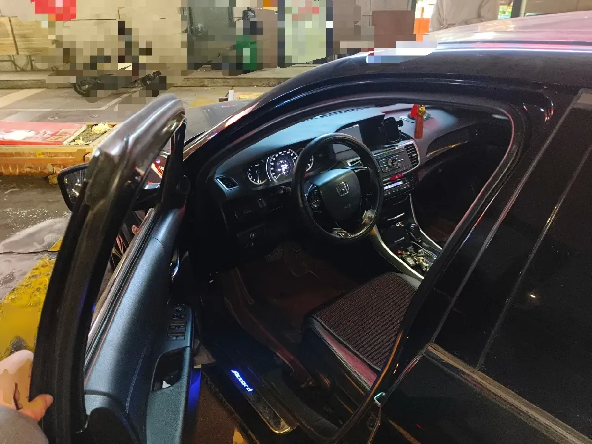 2016 Honda Accord 2.0L 155HP L4 CVT,autocango,china used car exporter,china ev exporter,chinese used car exporter,chinese used ev exporter