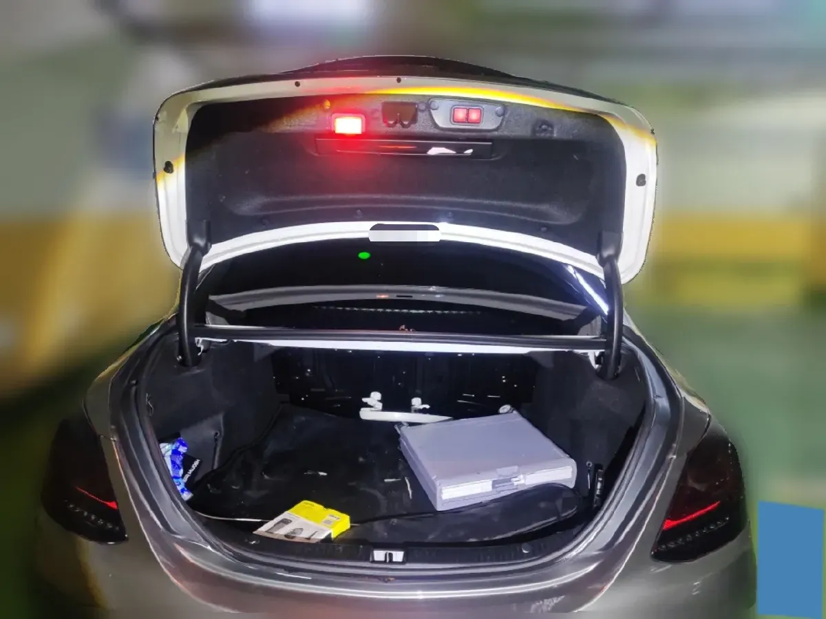 2019 Mercedes-Benz C Class 1.5T 184HP L4 9AT,autocango,china used car exporter,china ev exporter,chinese used car exporter,chinese used ev exporter