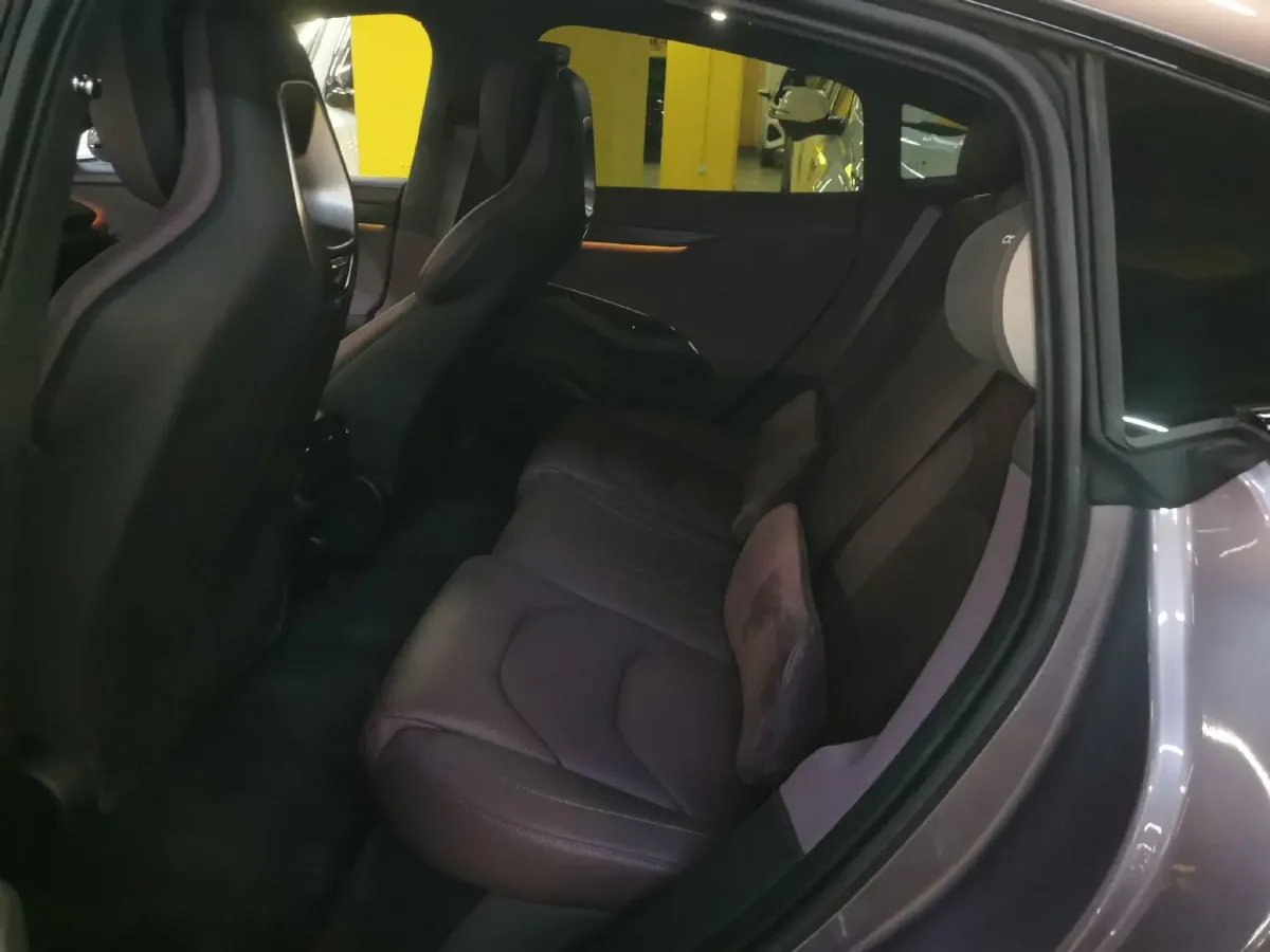 2024 MI SU7 BEV 73.6KWH,autocango,china used car exporter,china ev exporter,chinese used car exporter,chinese used ev exporter