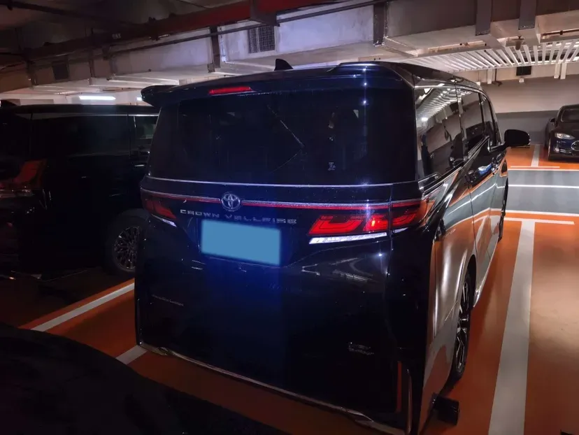 2024 Toyota Vellfire 2.5L 190HP L4 E-CVT Hybrid,autocango,china used car exporter,china ev exporter,chinese used car exporter,chinese used ev exporter