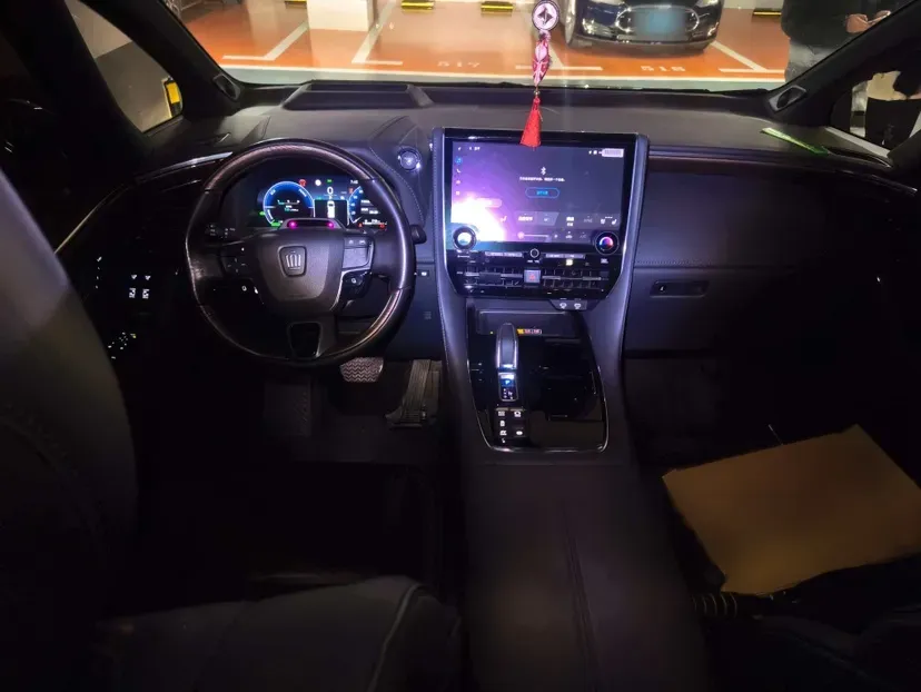 2024 Toyota Vellfire 2.5L 190HP L4 E-CVT Hybrid,autocango,china used car exporter,china ev exporter,chinese used car exporter,chinese used ev exporter