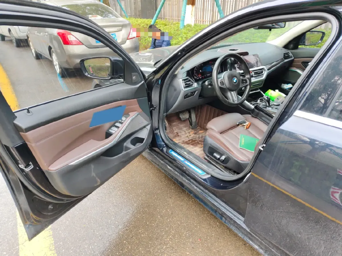 2020 BMW 3 Series 2.0T 184HP L4 8AT,autocango,china used car exporter,china ev exporter,chinese used car exporter,chinese used ev exporter