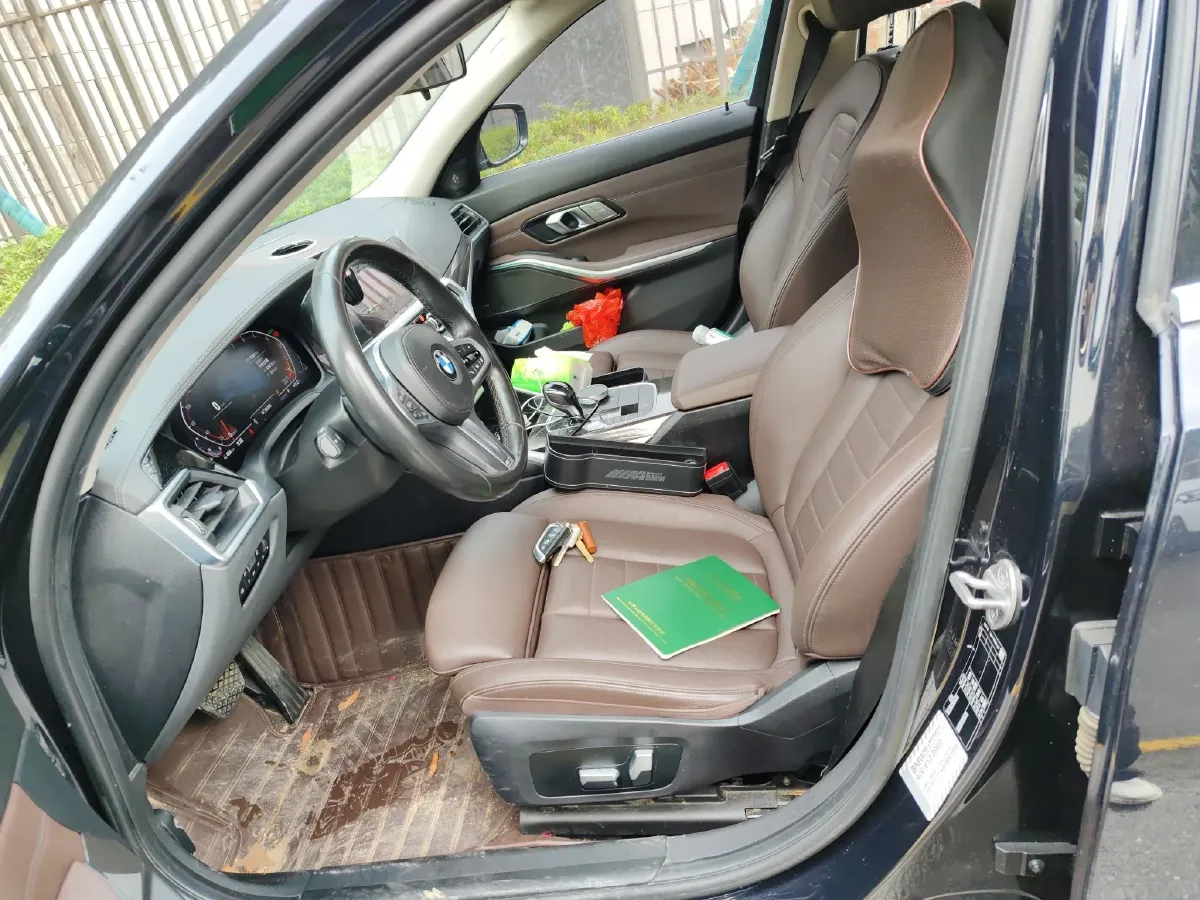 2020 BMW 3 Series 2.0T 184HP L4 8AT,autocango,china used car exporter,china ev exporter,chinese used car exporter,chinese used ev exporter