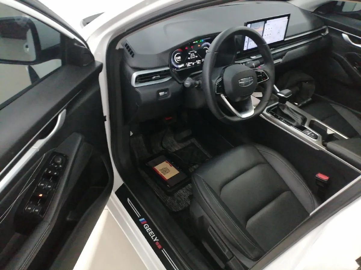 2025 MG 5 1.5L 129HP L4 CVT,autocango,china used car exporter,china ev exporter,chinese used car exporter,chinese used ev exporter