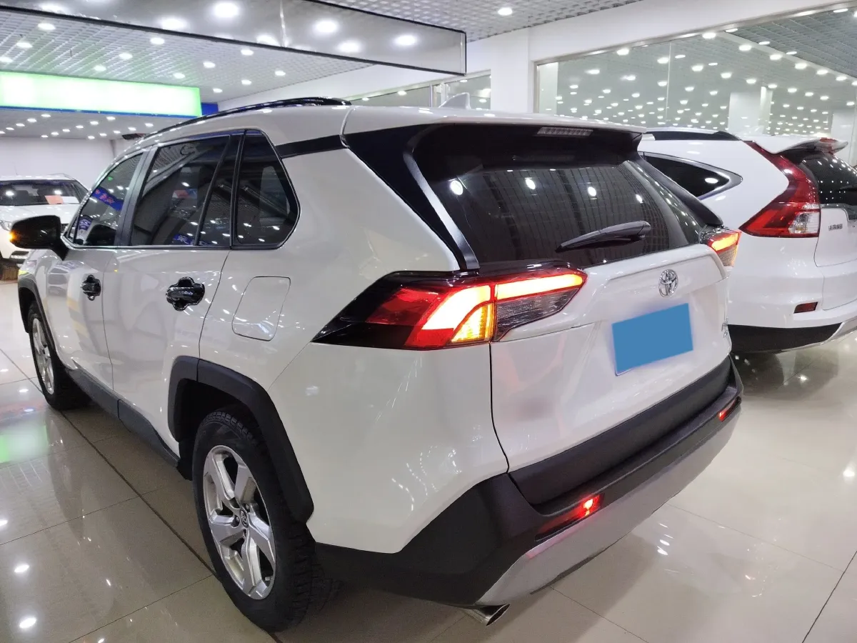 2020 Toyota RAV4 2.0L 171HP L4 CVT,autocango,china used car exporter,china ev exporter,chinese used car exporter,chinese used ev exporter