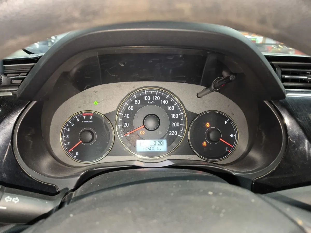 2016 Honda Greiz 1.5L 131HP L4 CVT,autocango,china used car exporter,china ev exporter,chinese used car exporter,chinese used ev exporter