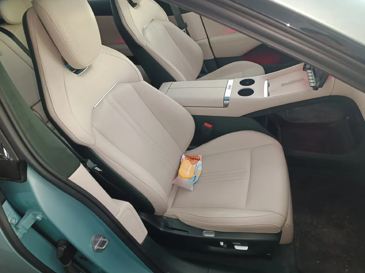 2025 MI YU7 BEV 101.7KWH,autocango,china used car exporter,china ev exporter,chinese used car exporter,chinese used ev exporter