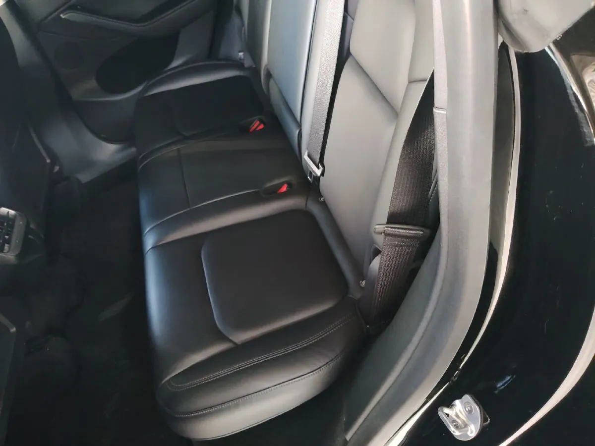 2022 Tesla Model Y BEV 60KWH,autocango,china used car exporter,china ev exporter,chinese used car exporter,chinese used ev exporter