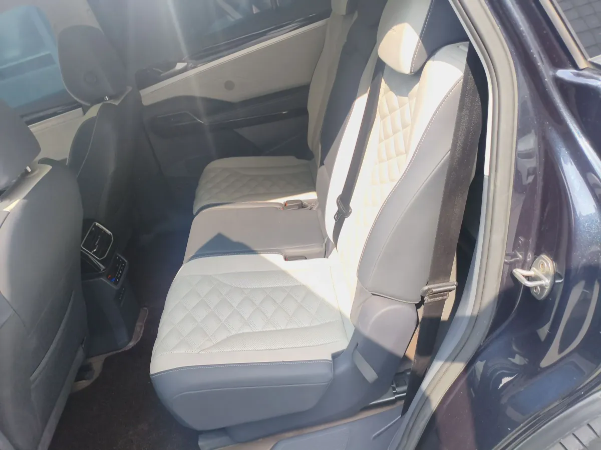 2021 Volkswagen ID.6 Crozz BEV 84.8KWH,autocango,china used car exporter,china ev exporter,chinese used car exporter,chinese used ev exporter