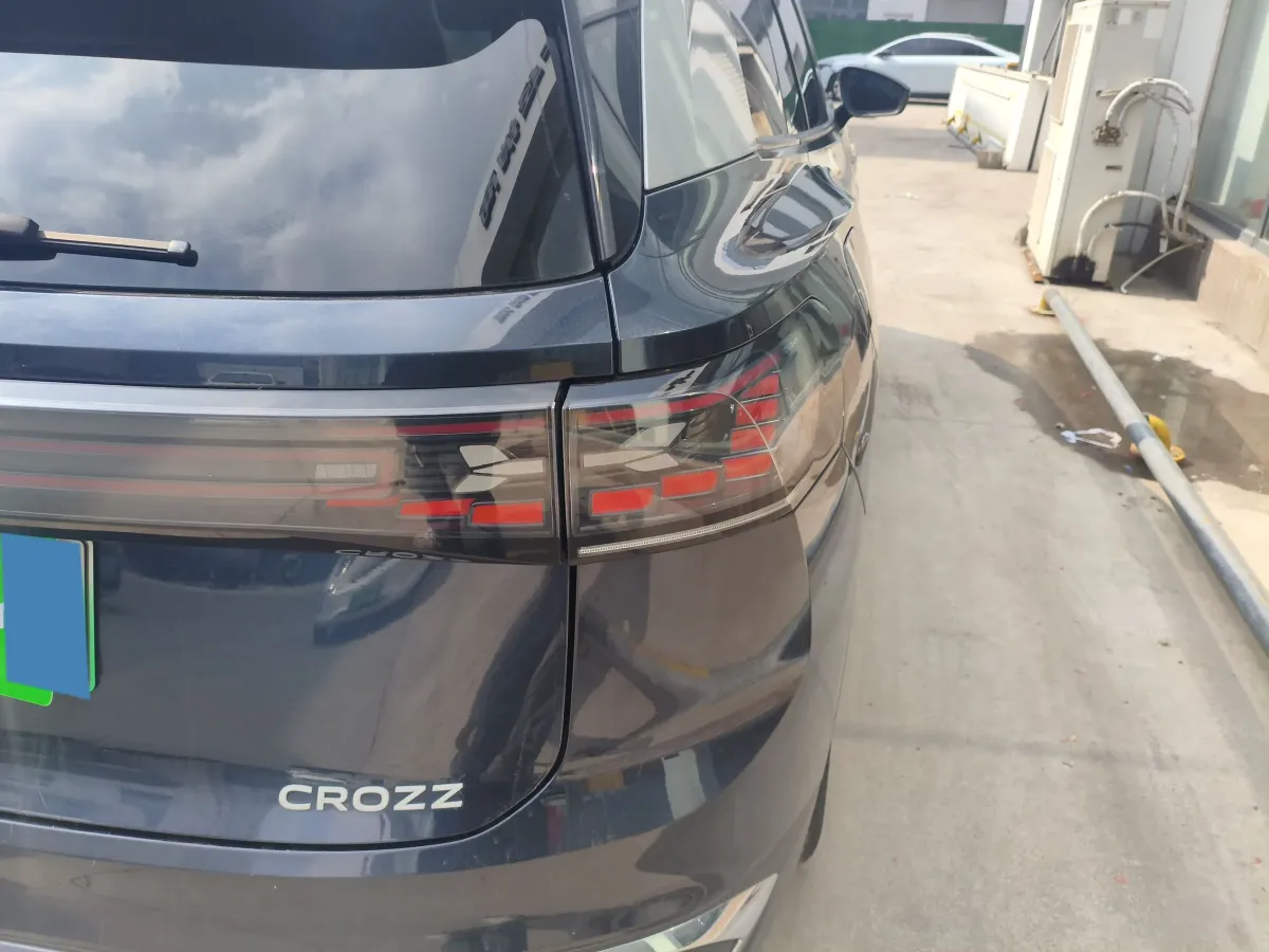 2021 Volkswagen ID.6 Crozz BEV 84.8KWH,autocango,china used car exporter,china ev exporter,chinese used car exporter,chinese used ev exporter