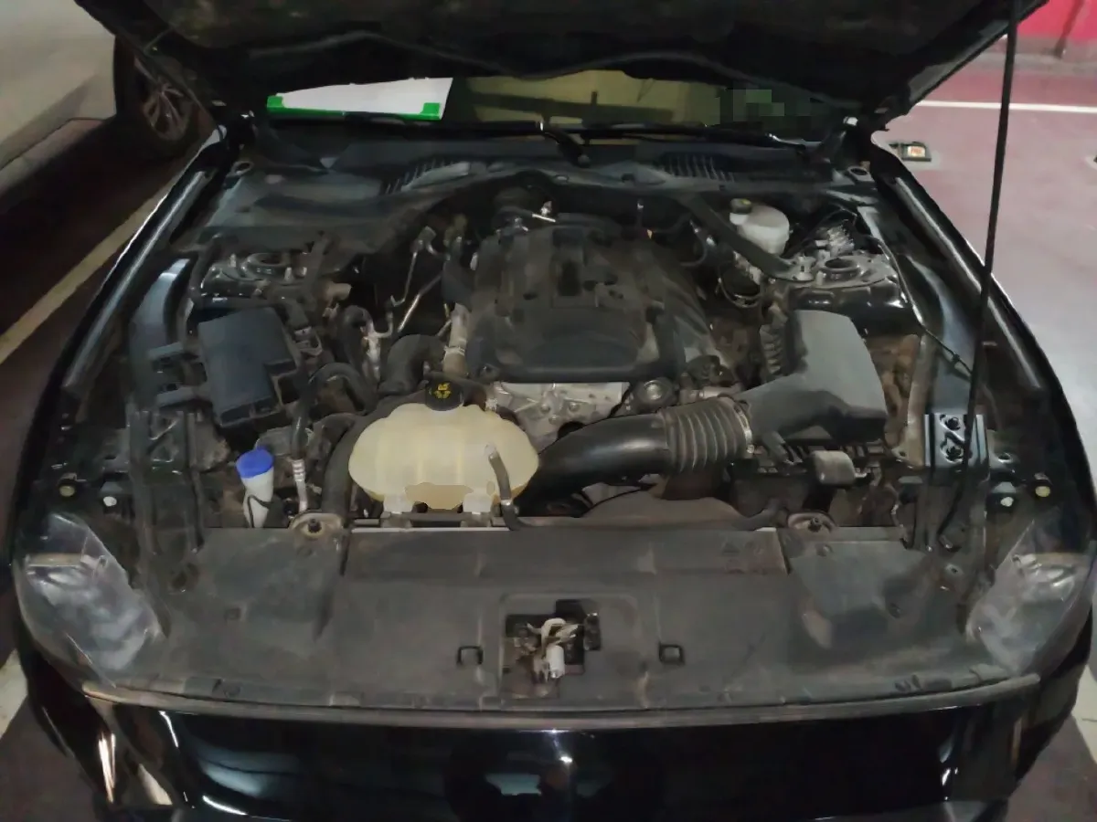 2021 Ford Mustang 2.3T 299HP L4 10AT,autocango,china used car exporter,china ev exporter,chinese used car exporter,chinese used ev exporter