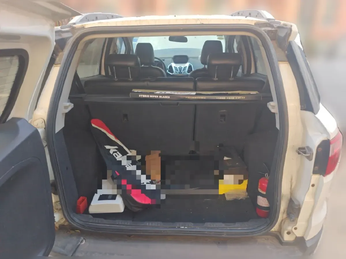 2013 Ford EcoSport 1.5L 110HP L4 5MT,autocango,china used car exporter,china ev exporter,chinese used car exporter,chinese used ev exporter