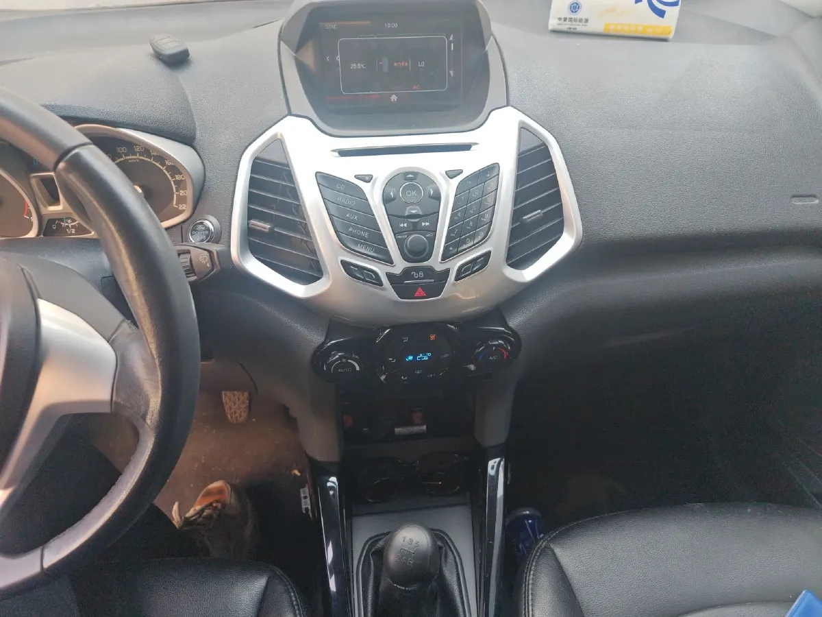 2013 Ford EcoSport 1.5L 110HP L4 5MT,autocango,china used car exporter,china ev exporter,chinese used car exporter,chinese used ev exporter