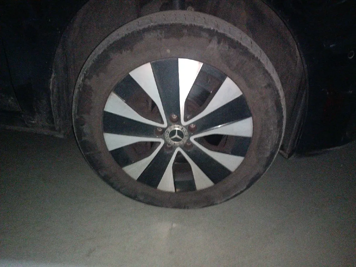 2023 Mercedes-Benz Vito 2.0T 211HP L4 9AT,autocango,china used car exporter,china ev exporter,chinese used car exporter,chinese used ev exporter