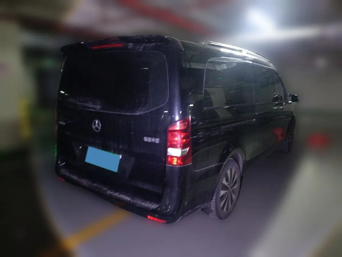 2023 Mercedes-Benz Vito 2.0T 211HP L4 9AT,autocango,china used car exporter,china ev exporter,chinese used car exporter,chinese used ev exporter