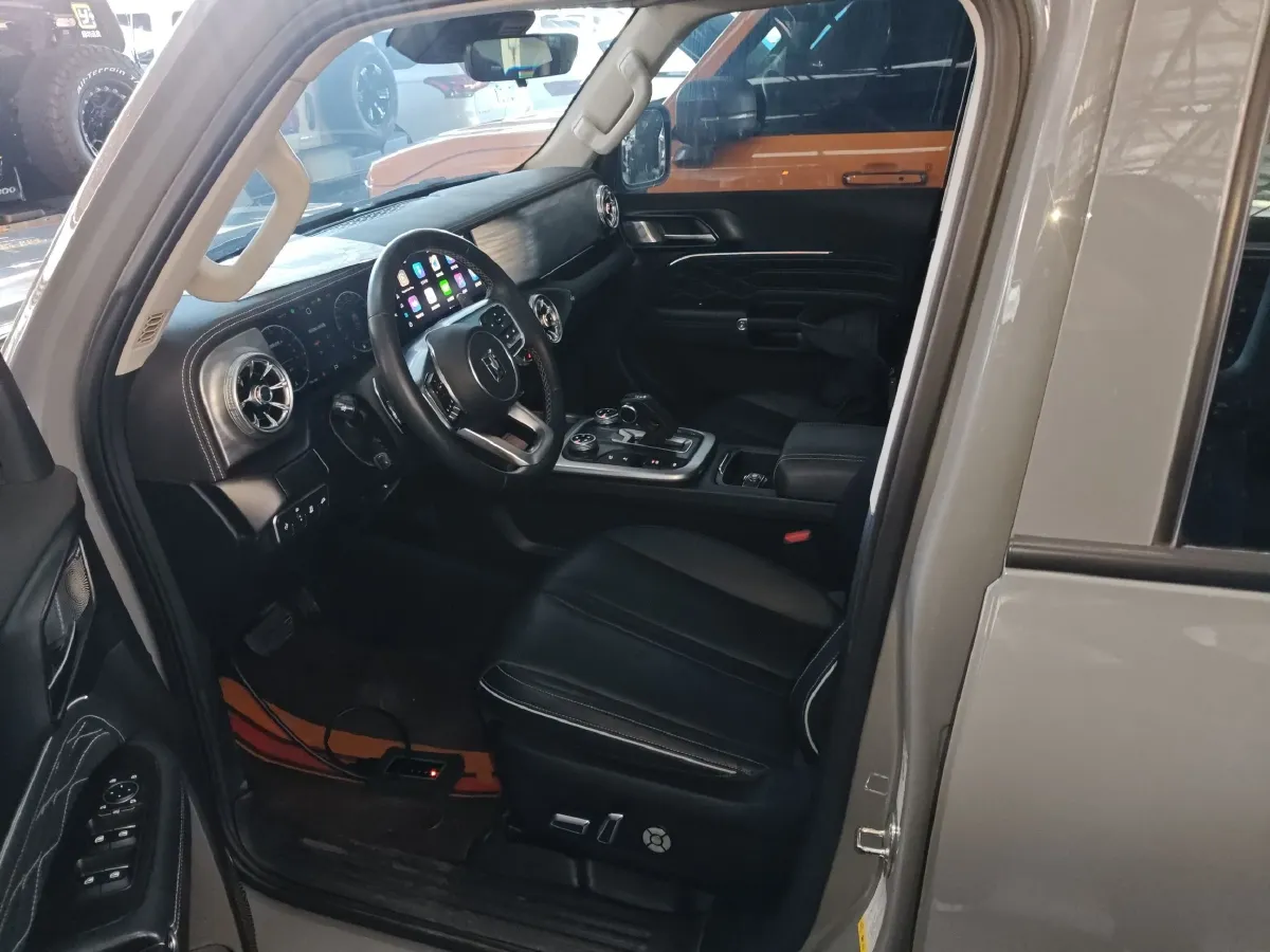 2021 Tank 300 2.0T 227HP L4 8AT,autocango,china used car exporter,china ev exporter,chinese used car exporter,chinese used ev exporter