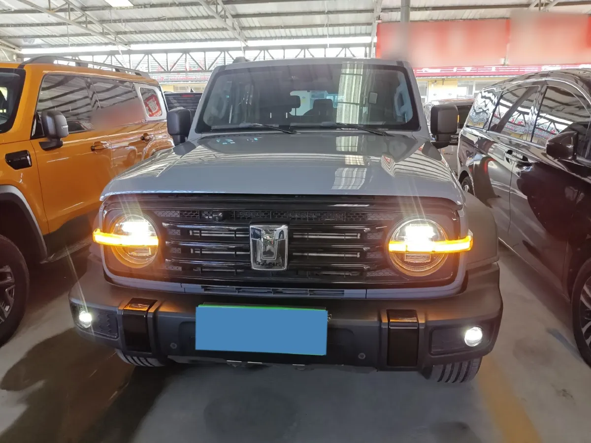 2021 Tank 300 2.0T 227HP L4 8AT,autocango,china used car exporter,china ev exporter,chinese used car exporter,chinese used ev exporter