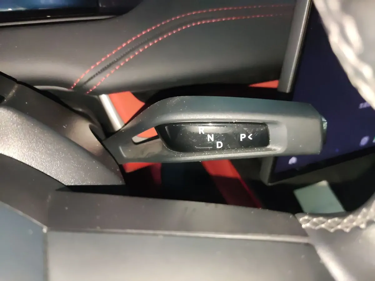 2024 MI SU7 BEV 94.3KWH,autocango,china used car exporter,china ev exporter,chinese used car exporter,chinese used ev exporter