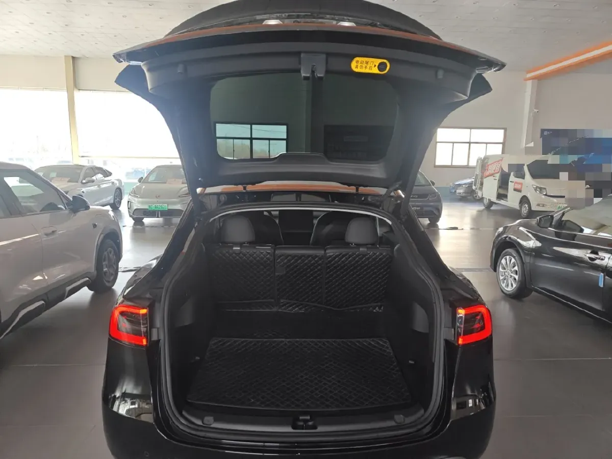 2023 Tesla Model Y BEV 60KWH,autocango,china used car exporter,china ev exporter,chinese used car exporter,chinese used ev exporter