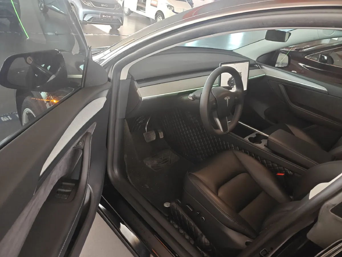 2023 Tesla Model Y BEV 60KWH,autocango,china used car exporter,china ev exporter,chinese used car exporter,chinese used ev exporter