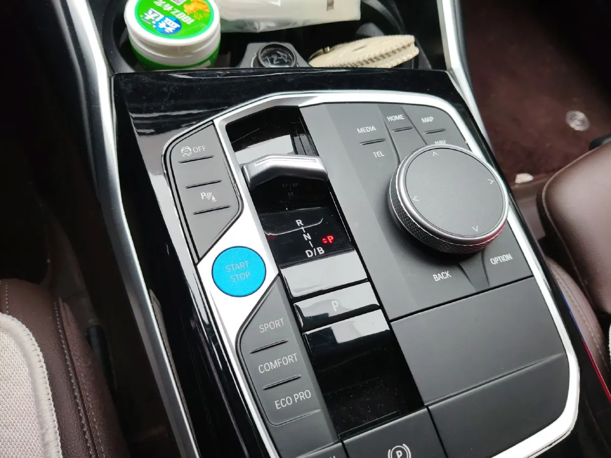 2024 BMW i3 BEV 70KWH,autocango,china used car exporter,china ev exporter,chinese used car exporter,chinese used ev exporter