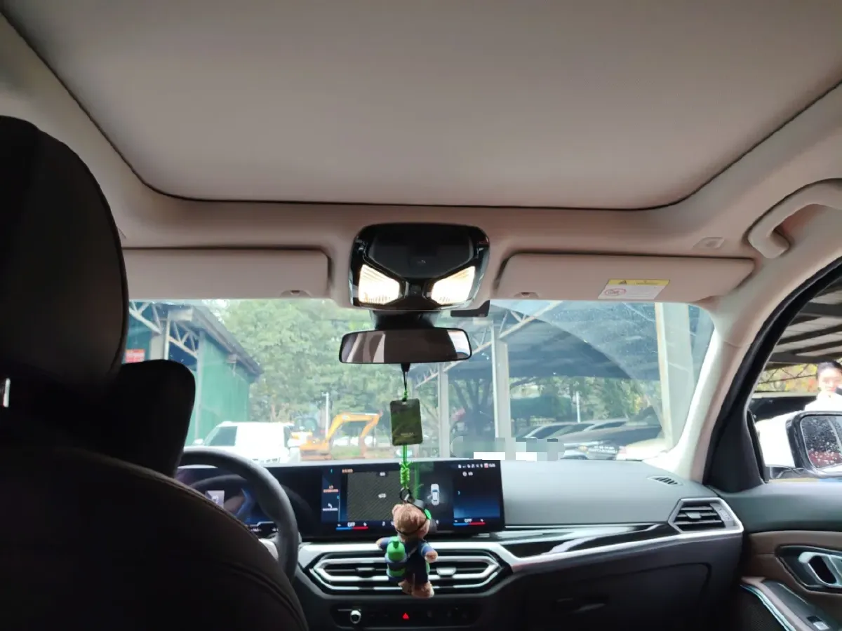 2024 BMW i3 BEV 70KWH,autocango,china used car exporter,china ev exporter,chinese used car exporter,chinese used ev exporter