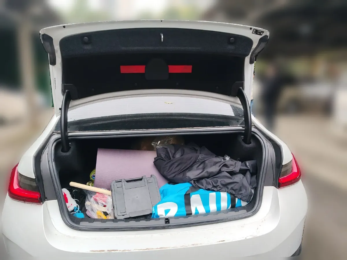 2024 BMW i3 BEV 70KWH,autocango,china used car exporter,china ev exporter,chinese used car exporter,chinese used ev exporter