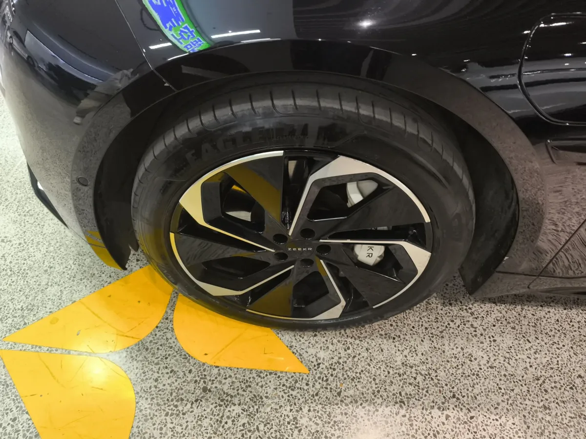 2023 Zeekr 001 BEV 86KWH,autocango,china used car exporter,china ev exporter,chinese used car exporter,chinese used ev exporter