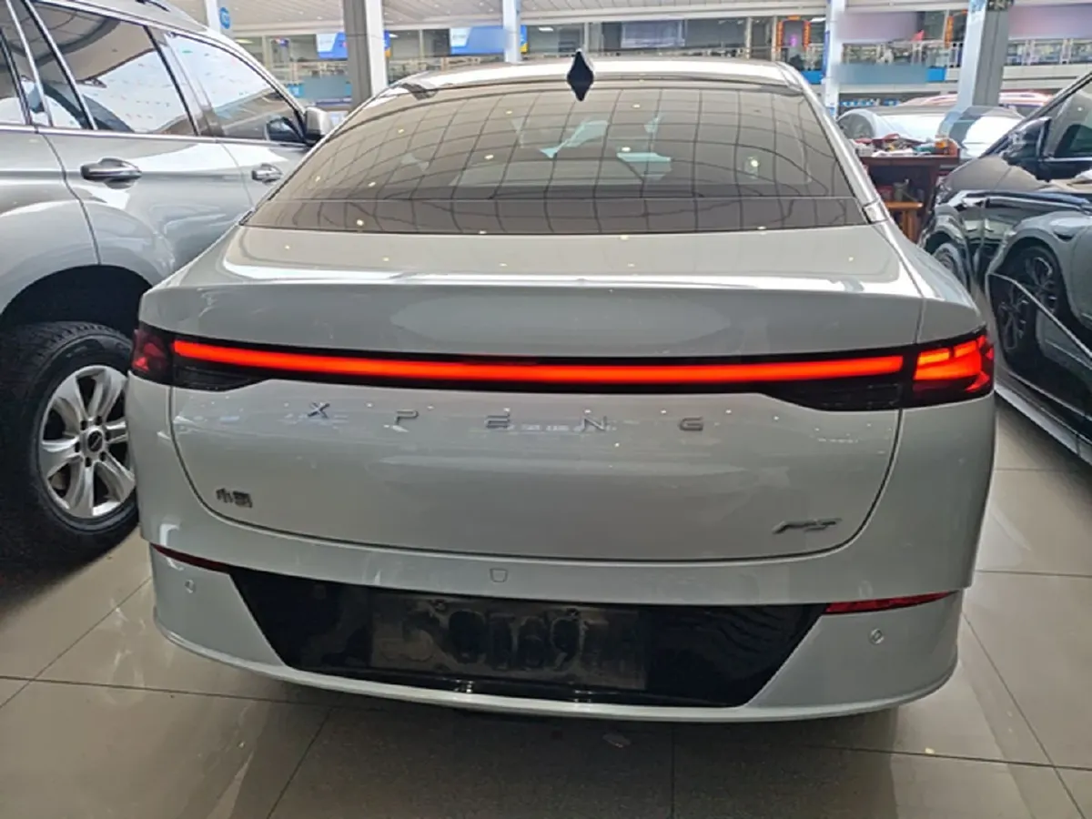 2024 Xpeng P5 BEV 55.4KWH,autocango,china used car exporter,china ev exporter,chinese used car exporter,chinese used ev exporter