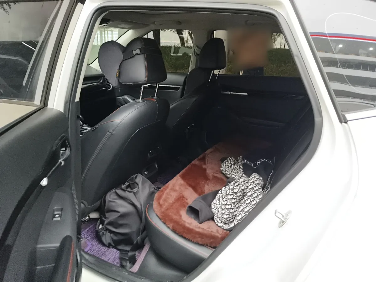 2020 Chevrolet Orlando 1.3T 163HP L3 6AT,autocango,china used car exporter,china ev exporter,chinese used car exporter,chinese used ev exporter