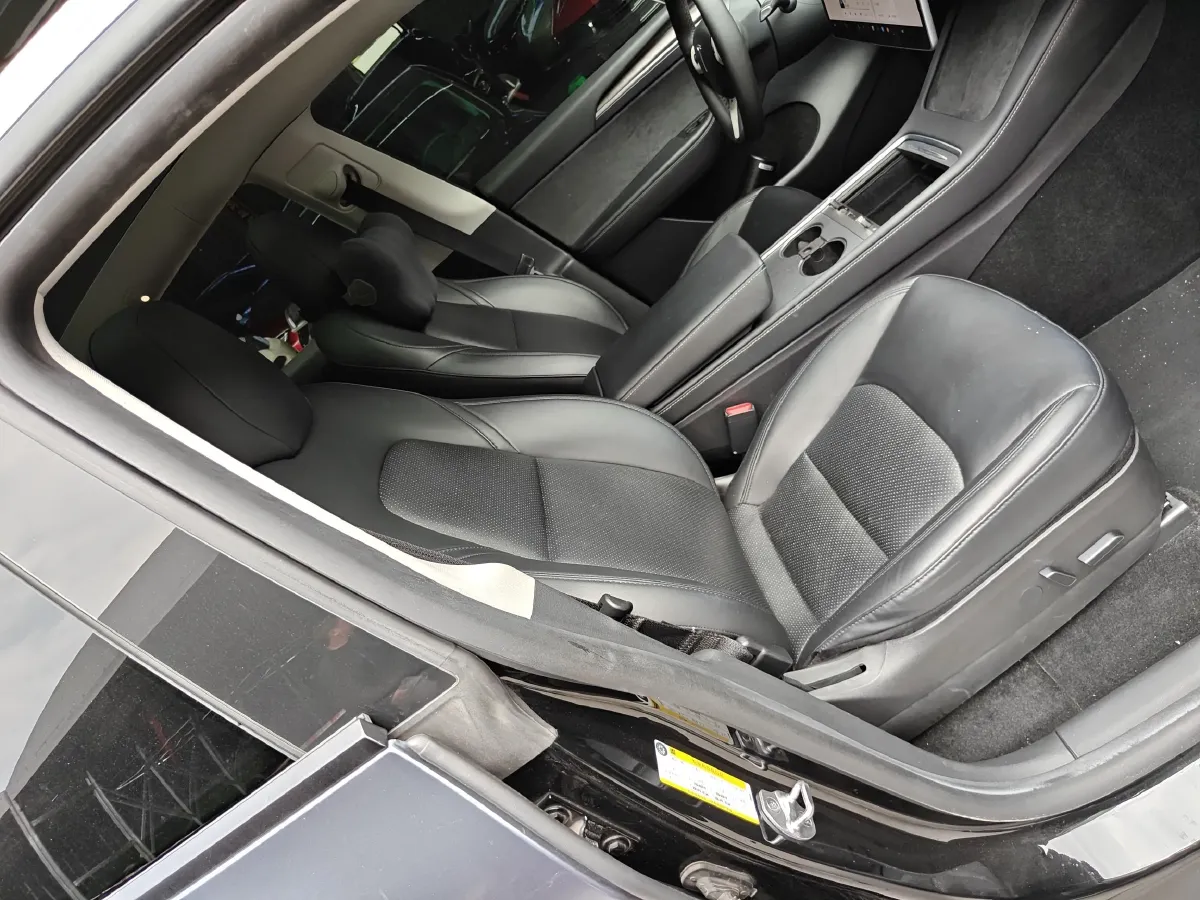 2022 Tesla Model Y BEV 60KWH,autocango,china used car exporter,china ev exporter,chinese used car exporter,chinese used ev exporter