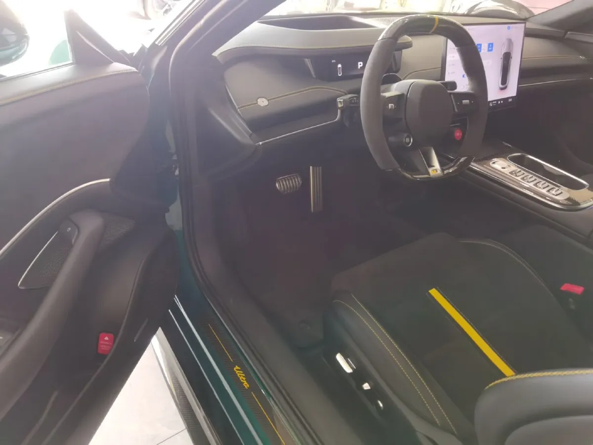 2025 MI SU7 Ultra BEV 93.7KWH,autocango,china used car exporter,china ev exporter,chinese used car exporter,chinese used ev exporter