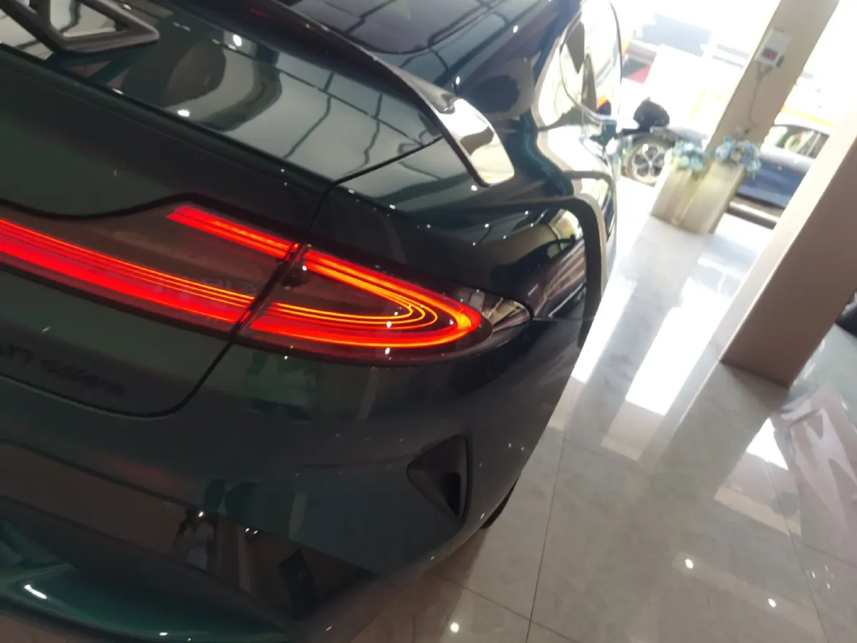 2025 MI SU7 Ultra BEV 93.7KWH,autocango,china used car exporter,china ev exporter,chinese used car exporter,chinese used ev exporter