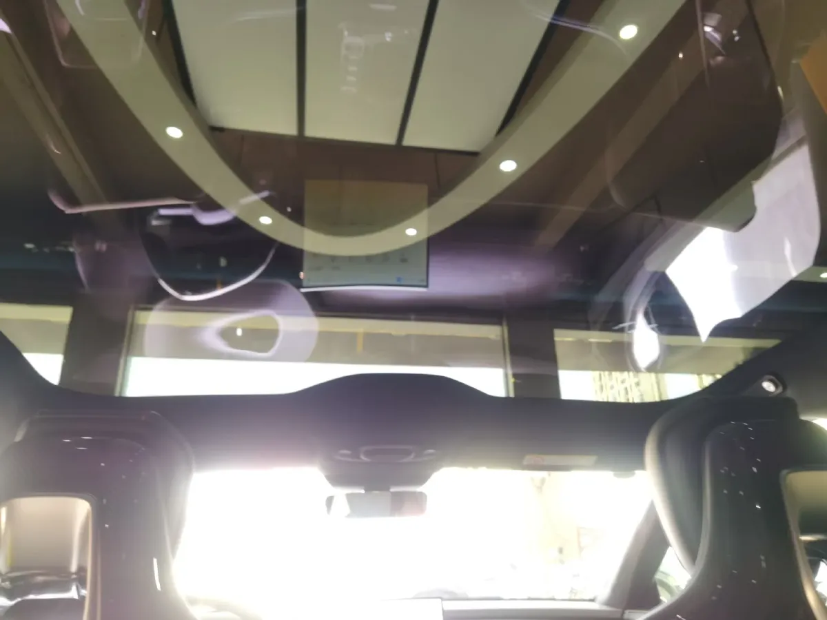 2025 MI SU7 Ultra BEV 93.7KWH,autocango,china used car exporter,china ev exporter,chinese used car exporter,chinese used ev exporter