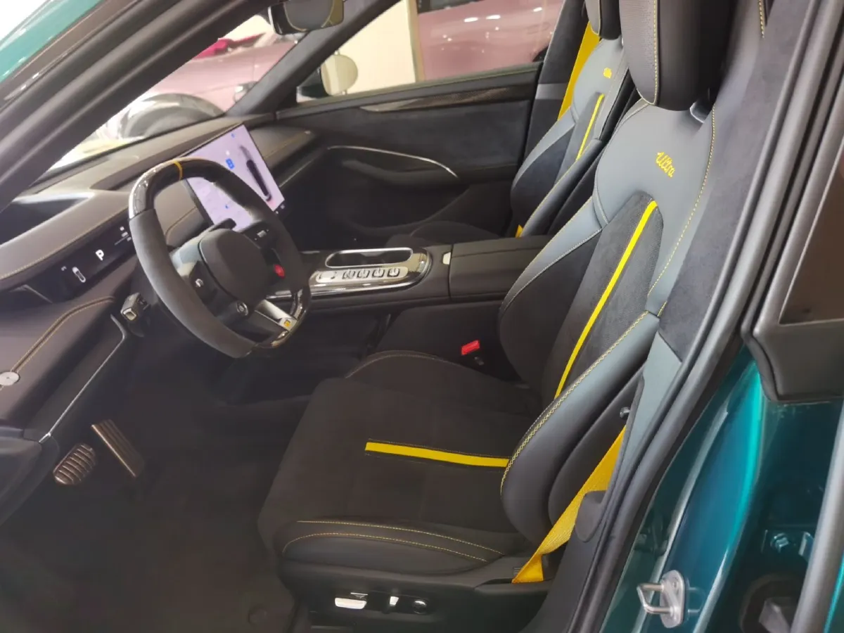 2025 MI SU7 Ultra BEV 93.7KWH,autocango,china used car exporter,china ev exporter,chinese used car exporter,chinese used ev exporter