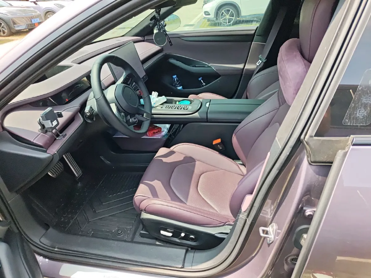 2024 MI SU7 BEV 101KWH,autocango,china used car exporter,china ev exporter,chinese used car exporter,chinese used ev exporter