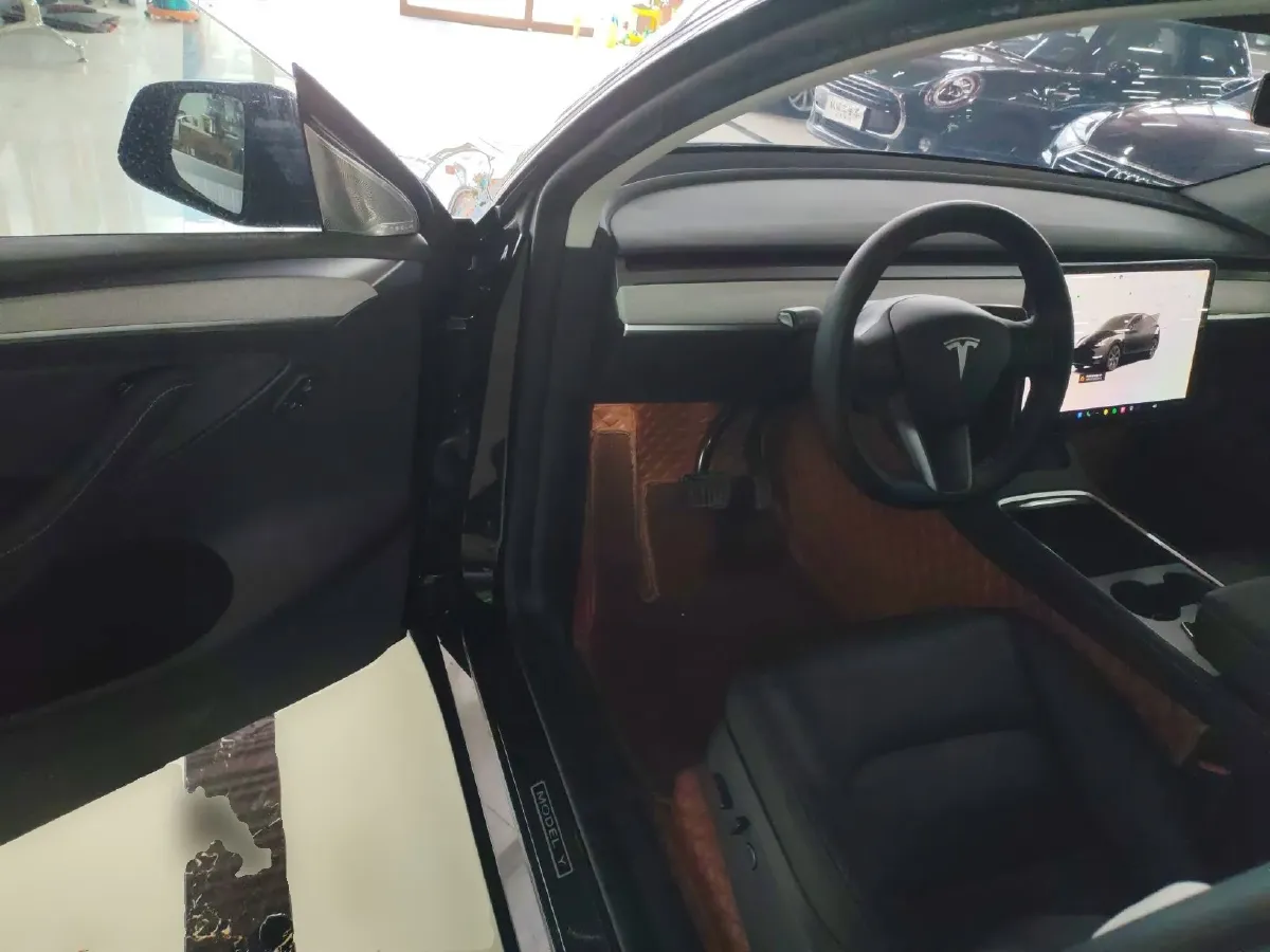 2023 Tesla Model Y BEV 60KWH,autocango,china used car exporter,china ev exporter,chinese used car exporter,chinese used ev exporter
