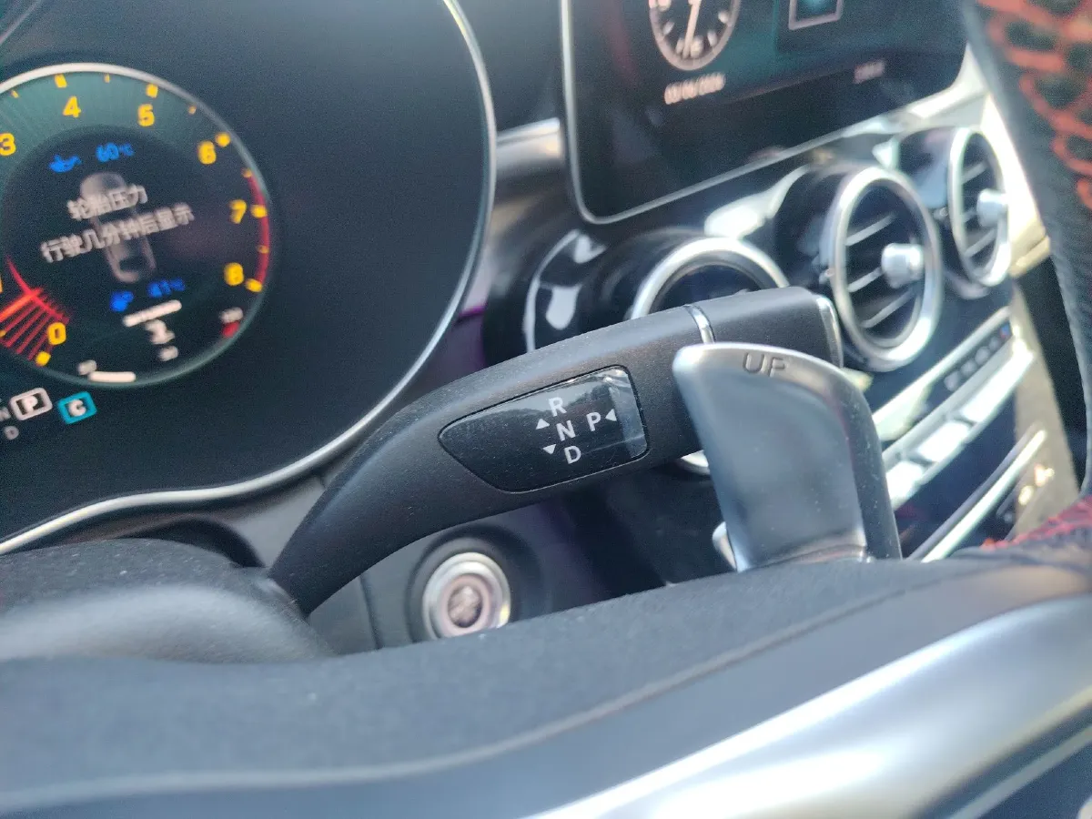 2019 Mercedes-Benz C AMG 3.0T 390HP V6 9AT,autocango,china used car exporter,china ev exporter,chinese used car exporter,chinese used ev exporter