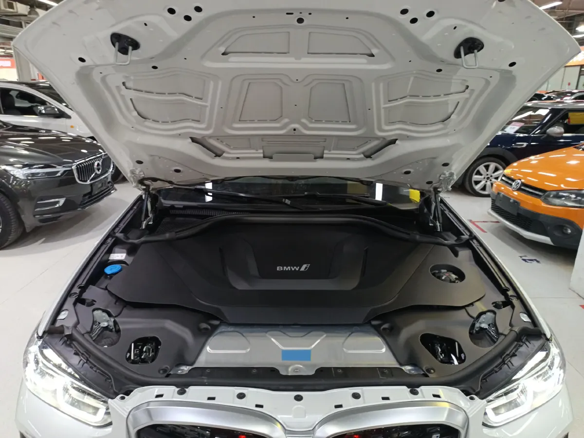 2023 BMW iX3 BEV 80KWH,autocango,china used car exporter,china ev exporter,chinese used car exporter,chinese used ev exporter