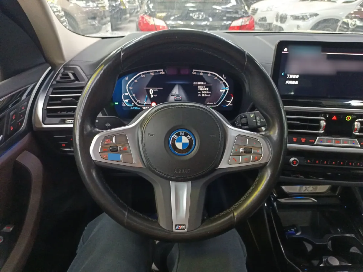 2023 BMW iX3 BEV 80KWH,autocango,china used car exporter,china ev exporter,chinese used car exporter,chinese used ev exporter