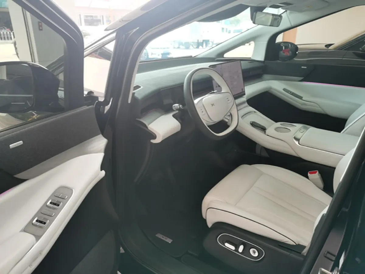 2024 Xpeng X9 BEV 101.5KWH,autocango,china used car exporter,china ev exporter,chinese used car exporter,chinese used ev exporter