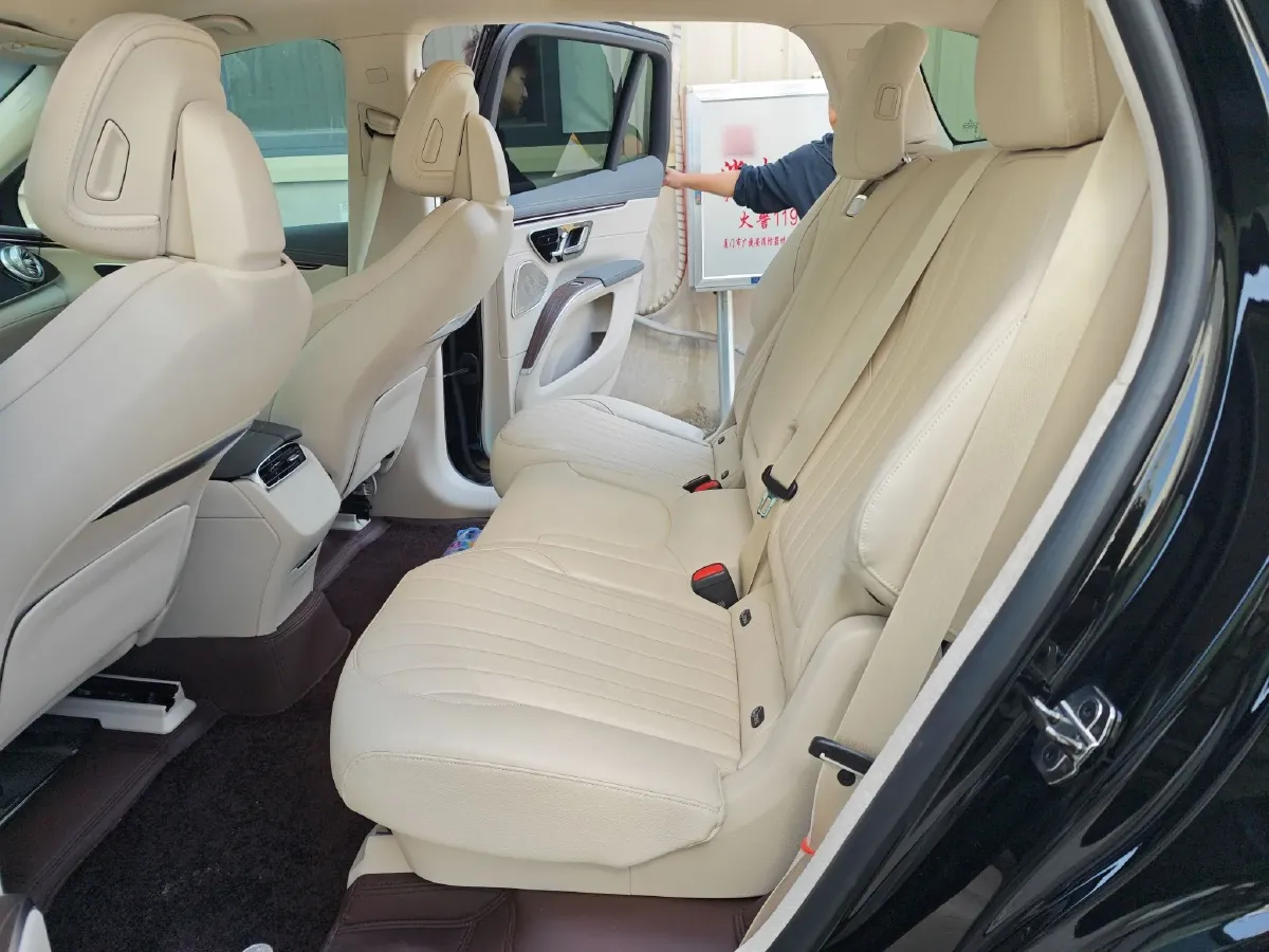 2023 Mercedes-Benz EQS SUV BEV 111.8KWH,autocango,china used car exporter,china ev exporter,chinese used car exporter,chinese used ev exporter