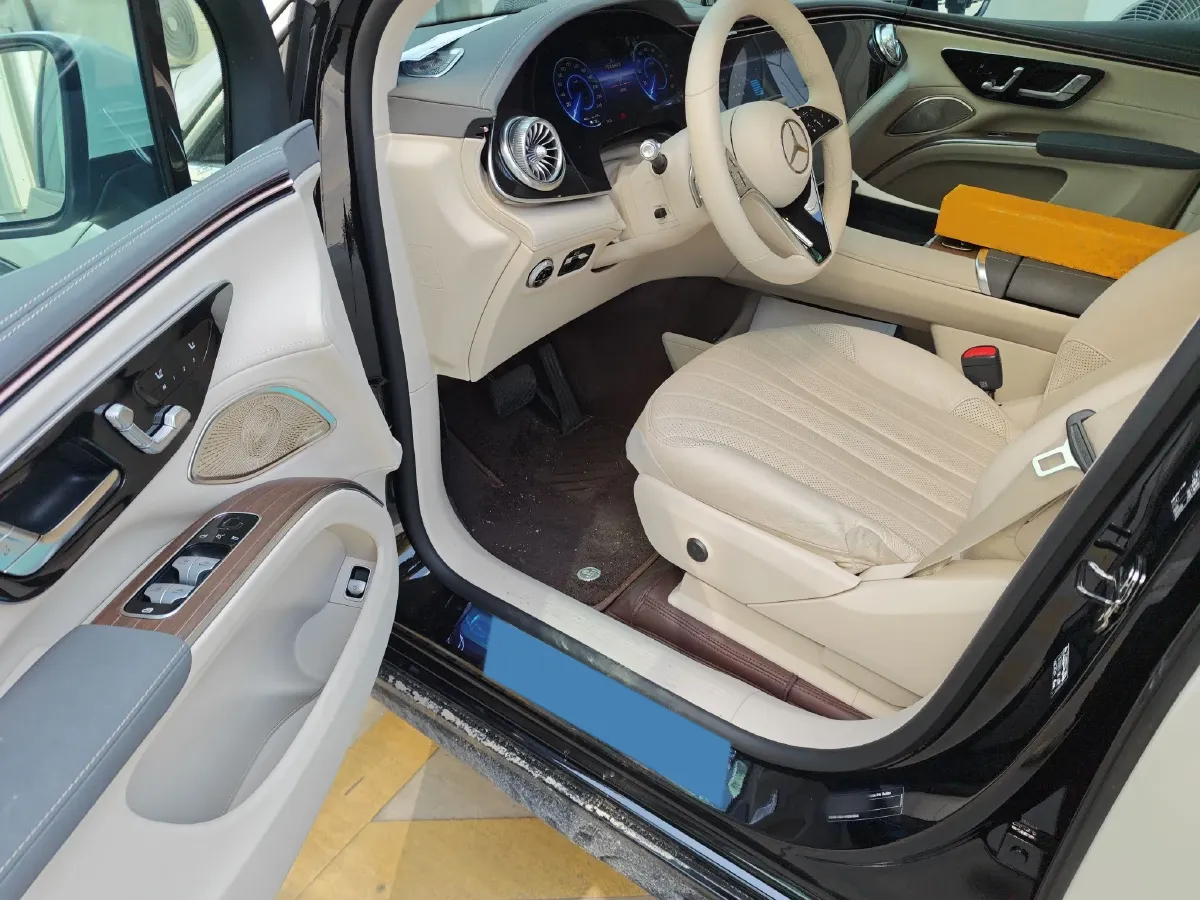 2023 Mercedes-Benz EQS SUV BEV 111.8KWH,autocango,china used car exporter,china ev exporter,chinese used car exporter,chinese used ev exporter