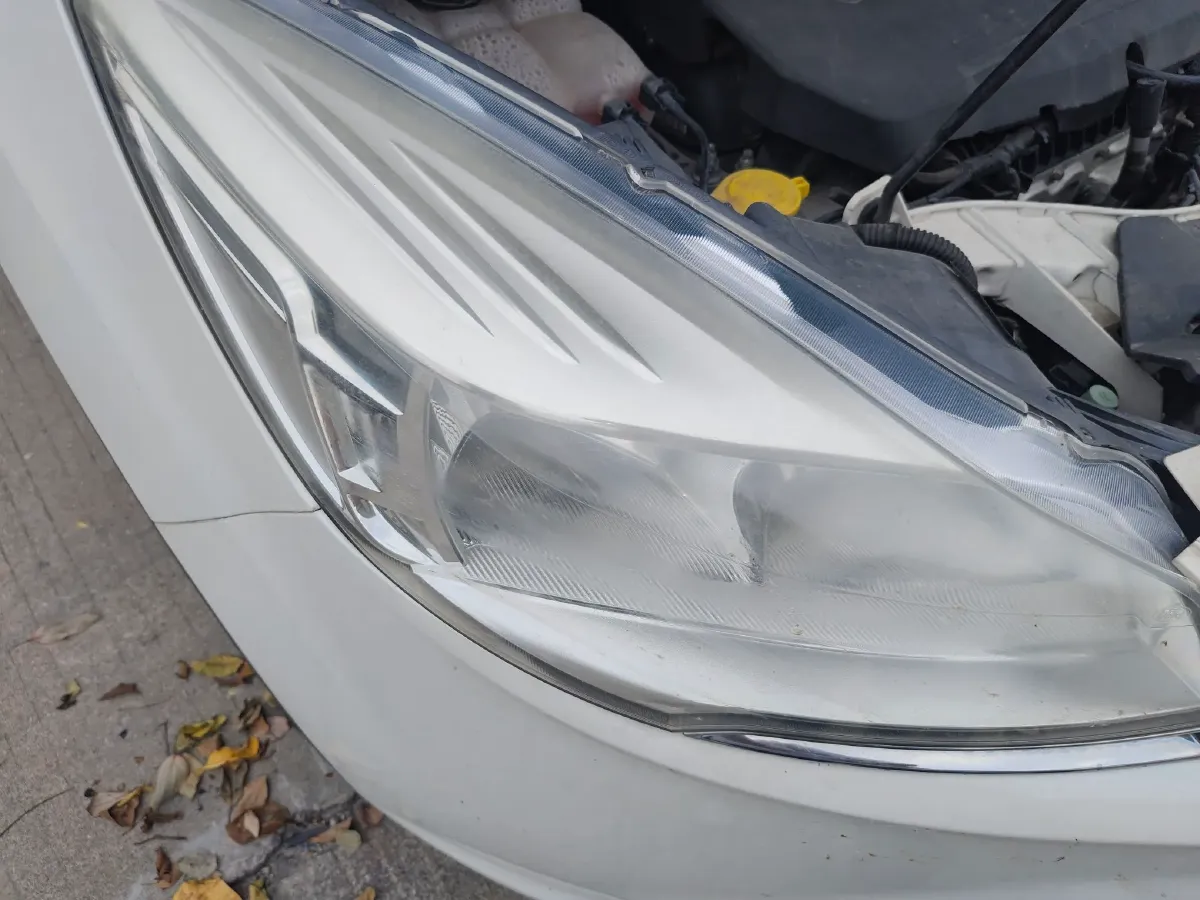 2015 Ford Kuga 1.5T 181HP L4 6AT,autocango,china used car exporter,china ev exporter,chinese used car exporter,chinese used ev exporter