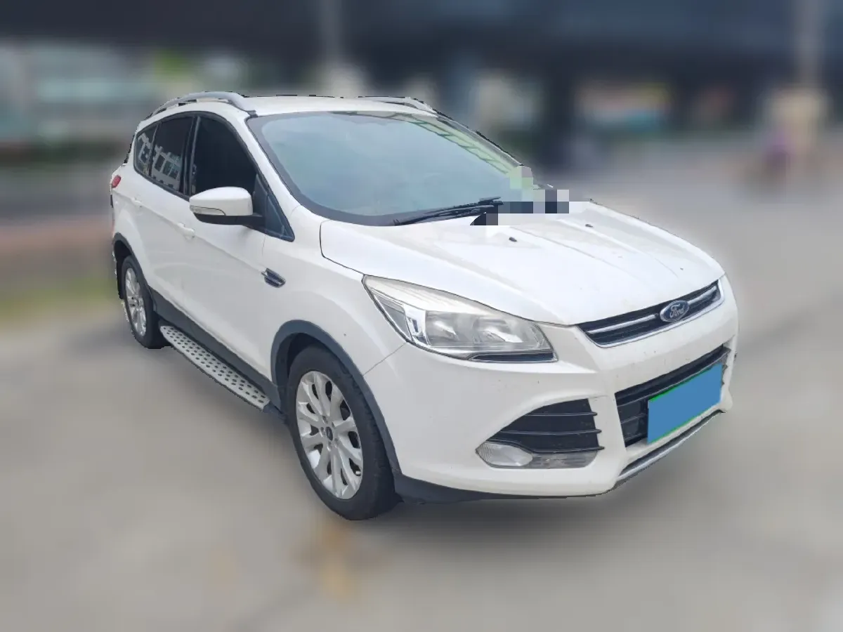 2015 Ford Kuga 1.5T 181HP L4 6AT,autocango,china used car exporter,china ev exporter,chinese used car exporter,chinese used ev exporter